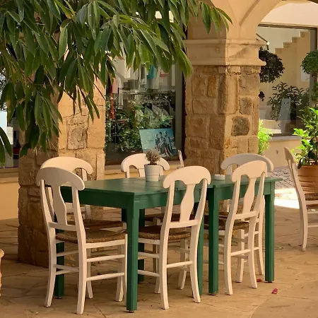 Theseus Sea View קוקליה